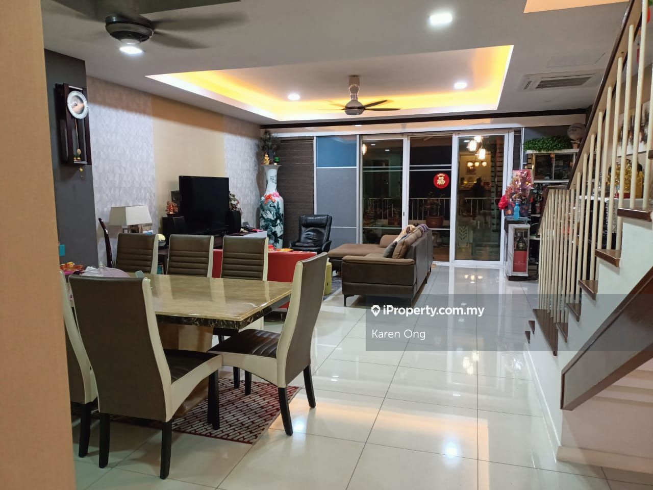 The Glades, Subang Jaya Intermediate Townhouse 5 bedrooms for sale
