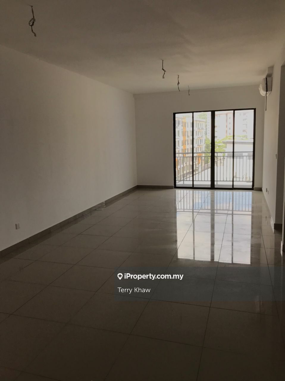 VResidensi 5 Serviced Residence 3 bedrooms for rent in Selayang, Selangor