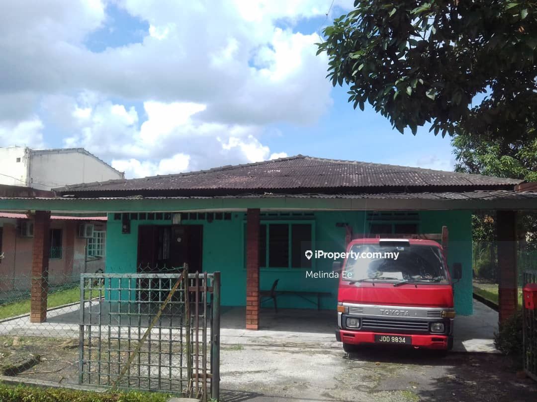 Kampung Seri Purnama Single storey Big house, Johor Bahru Bungalow 6