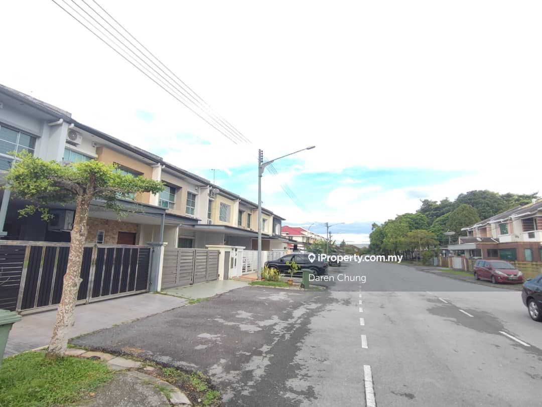 Stutong Baru Terrace House For Rent, Kuching 2sty Terrace/Link House 4