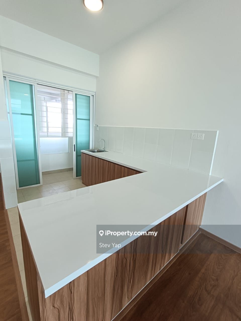 One Sulaman Intermediate Condominium 3 Bedrooms For Rent In Kota ...