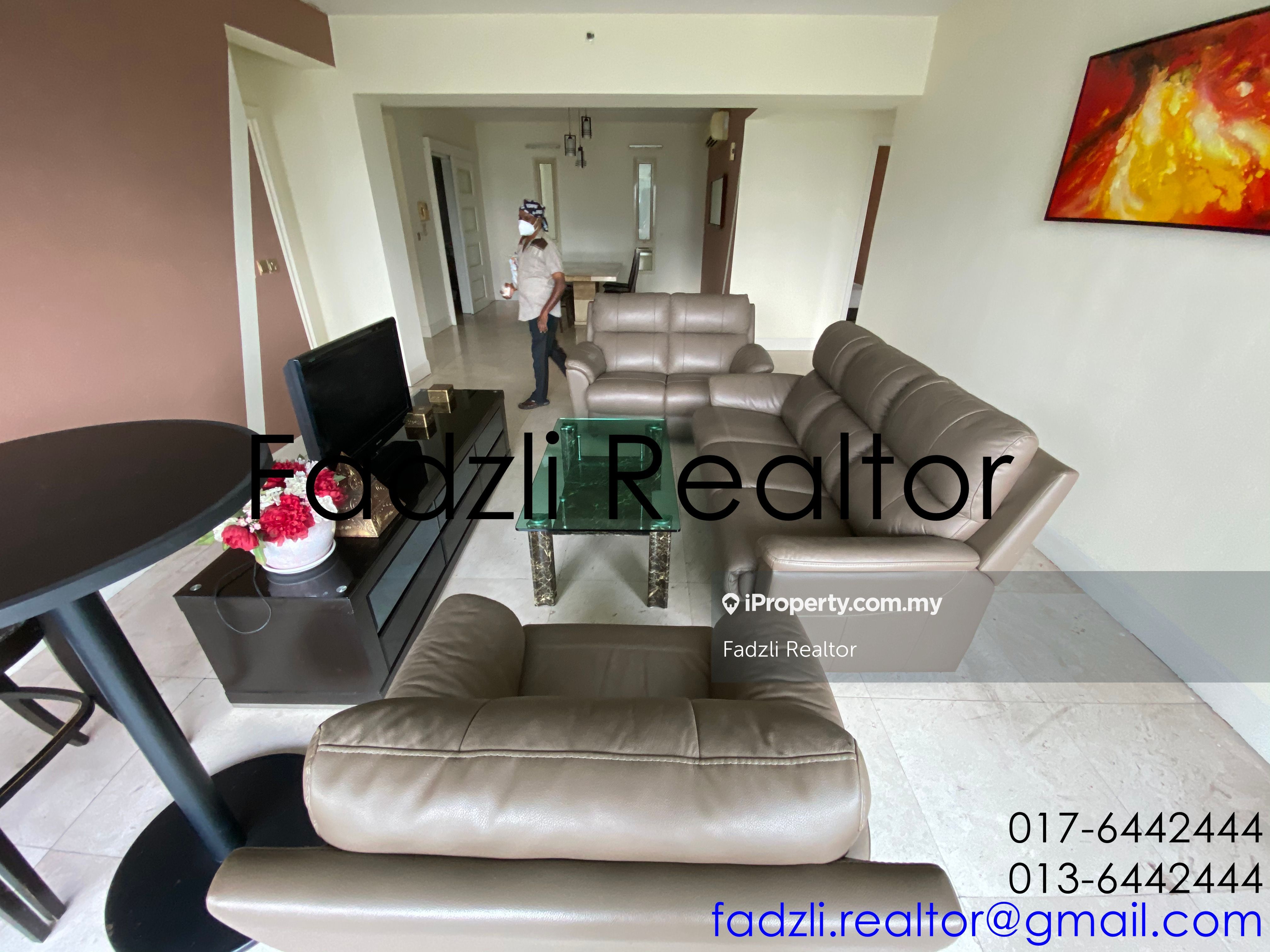 Northpoint Residences Corner lot Condominium 3+1 bedrooms for rent in