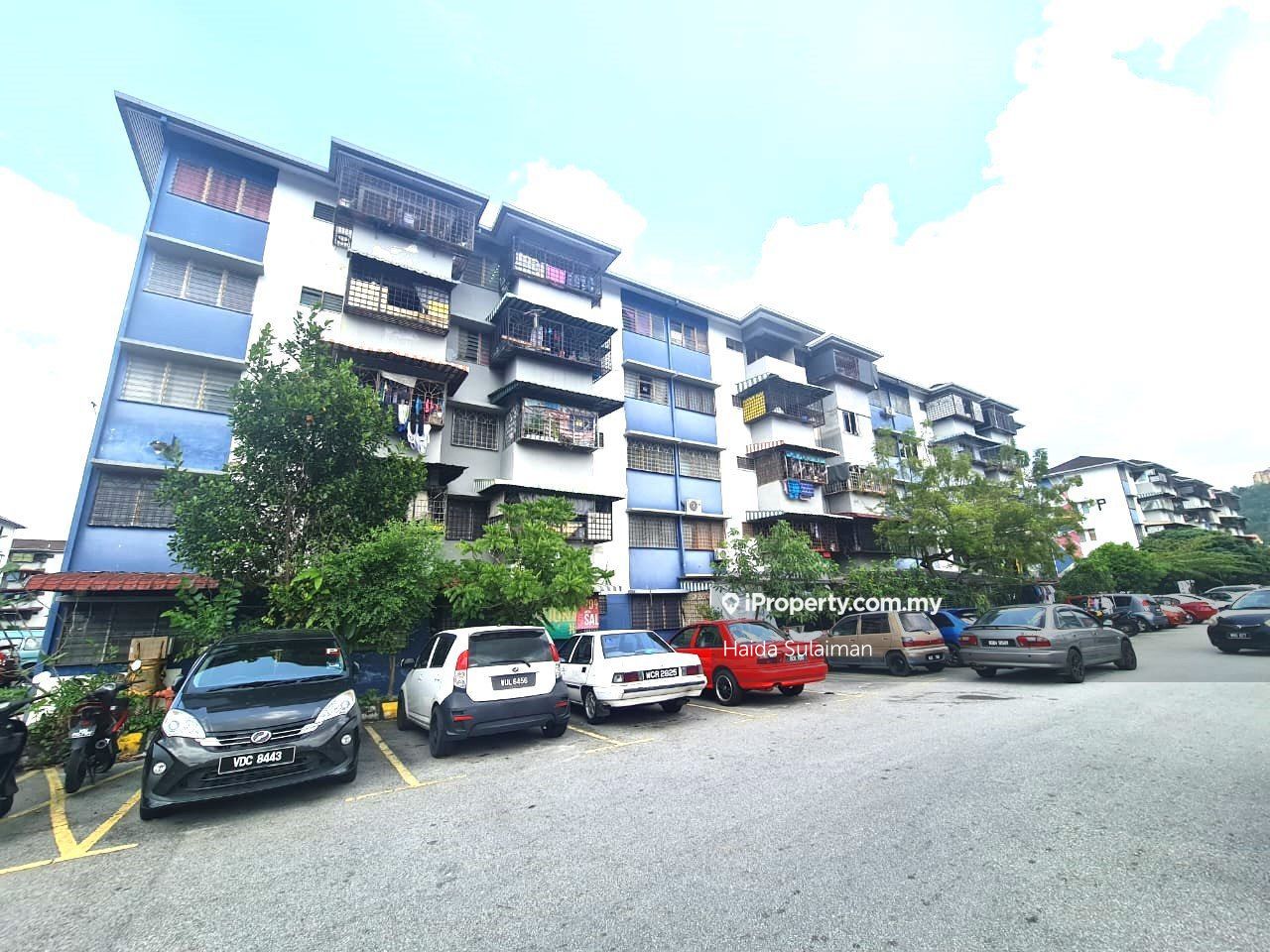 Pinggiran Batu Caves Flat 3 bedrooms for sale in Batu Caves, Selangor