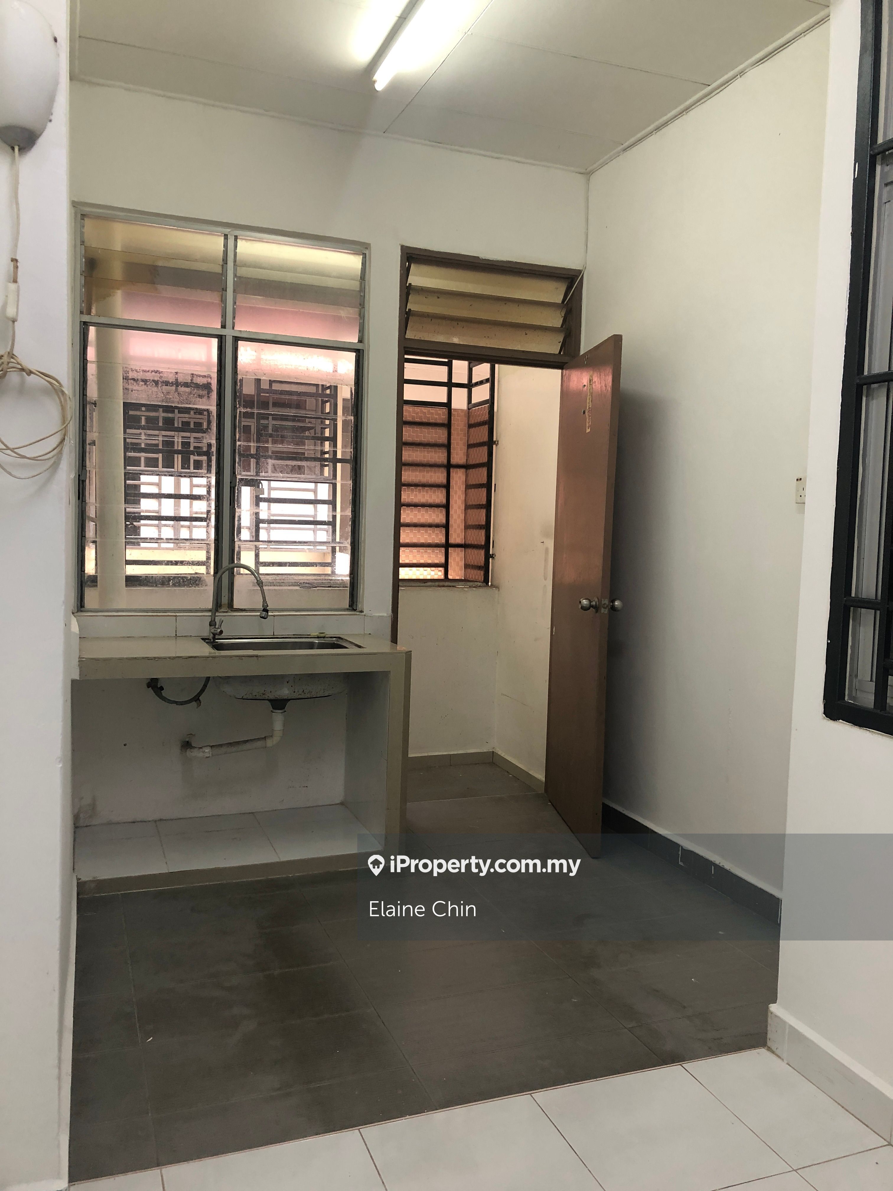 Taman Seri Orkid Flat 3 bedrooms for rent in Skudai, Johor | iProperty ...