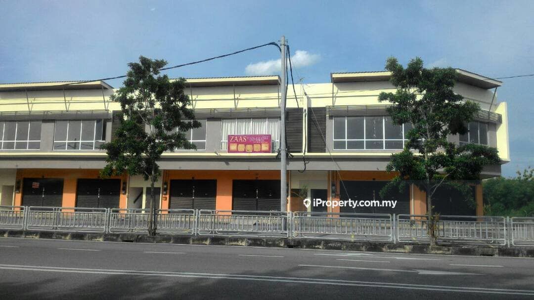 Taman Seri Serdang Taman Seri Serdang Kepala Batas Intermediate Shop Untuk Dijual Iproperty Com My