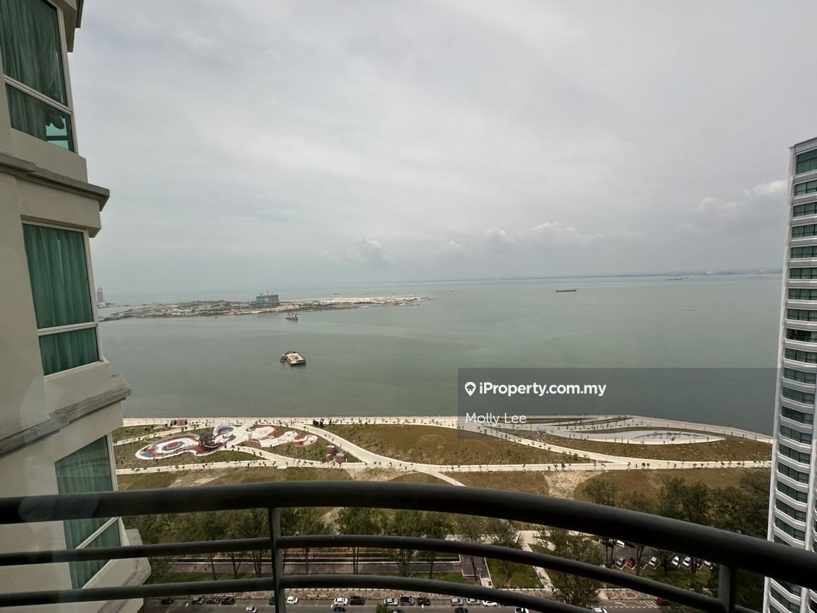 Gurney Beach Resort Condominium 3+1 bedrooms for rent in Gurney, Penang
