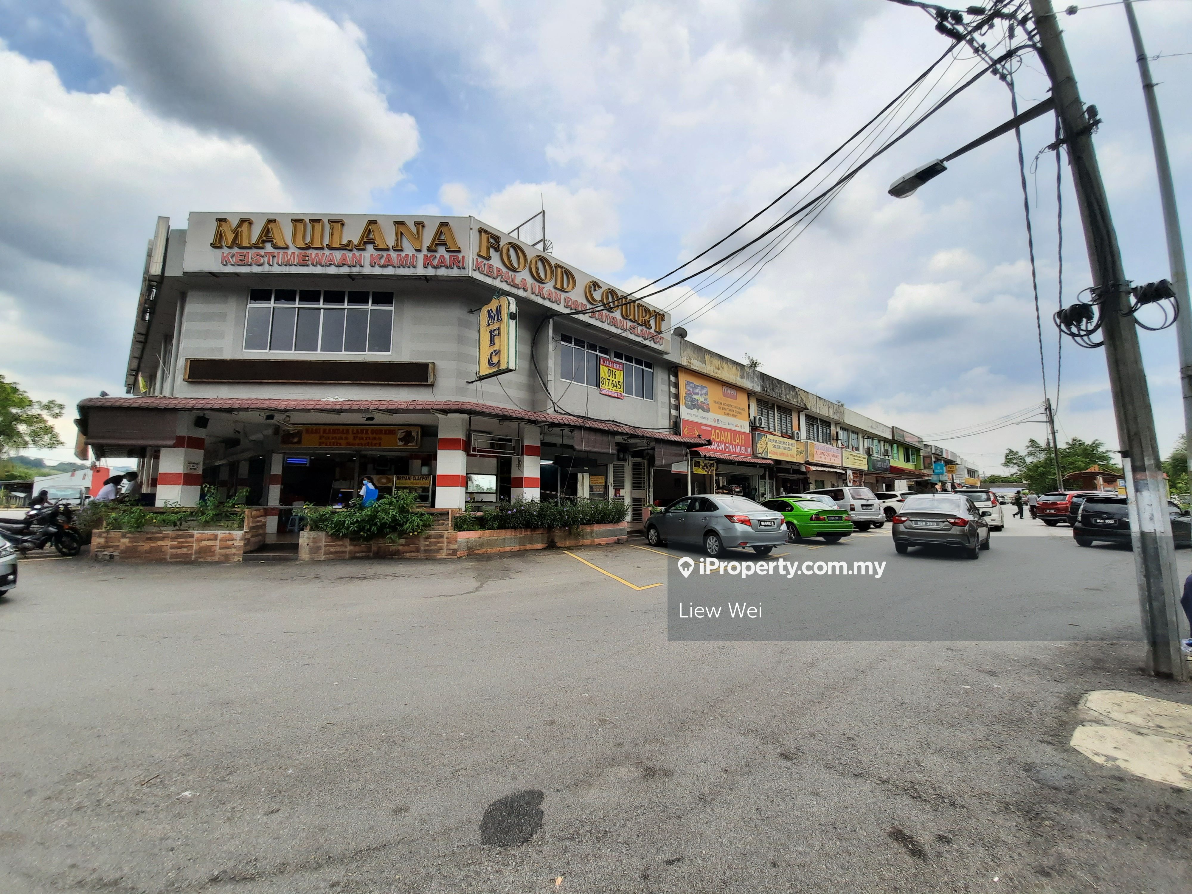 2 Storey Corner Shop lot, Taman Sri Serdang, Taman Sri Serdang, Serdang