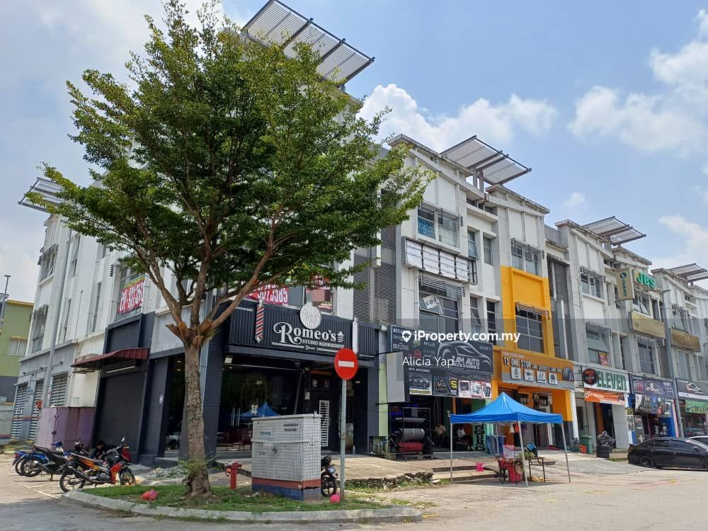 Shah Alam Super Hot Location GF Shop @ Main Road, shah alam, Shah Alam