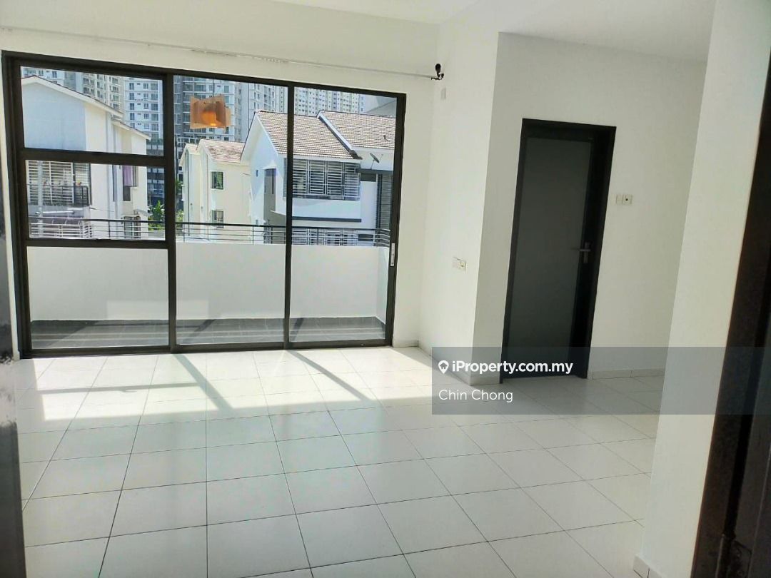 3sty Semi D Relau, Summerhill, Relau Semidetached House 7 bedrooms