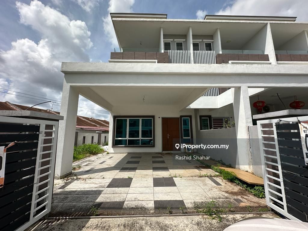 Taman Merak, Bukit Baru End lot 2.5-sty Terrace/Link House 5 bedrooms ...