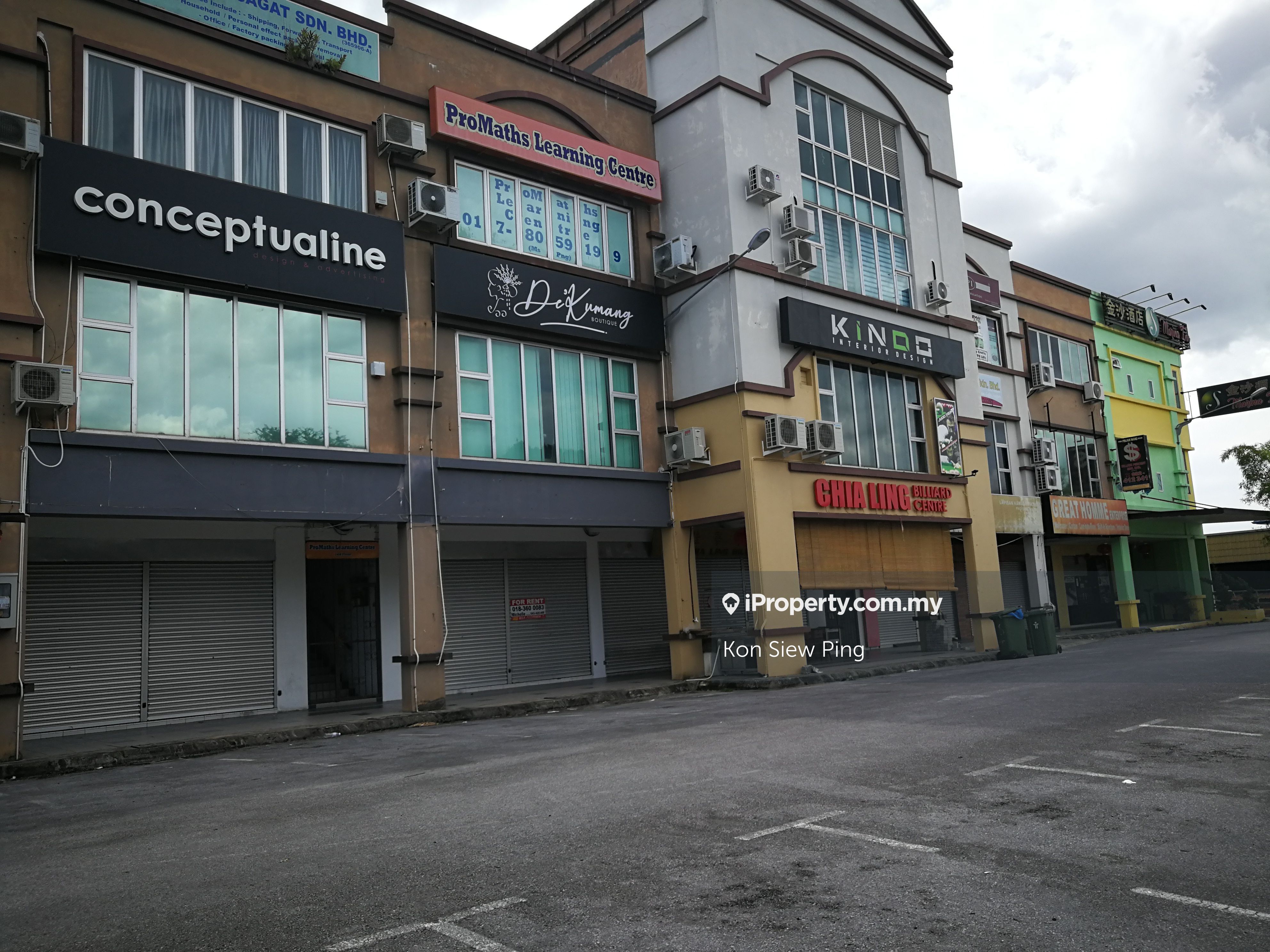 3rd Mile, Kuching Shop for rent