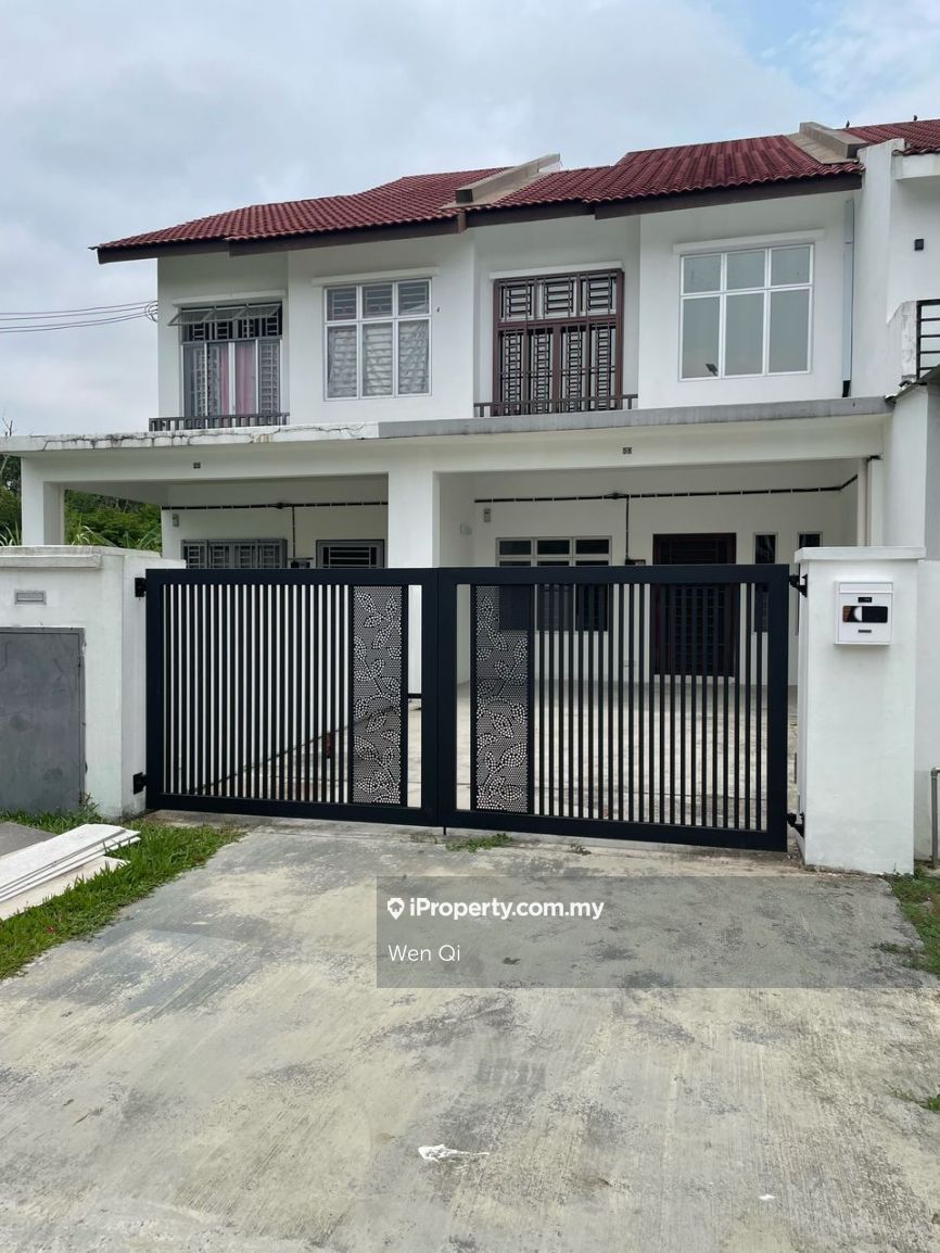 Tebrau 2sty Terrace/Link House 3 bedrooms for rent