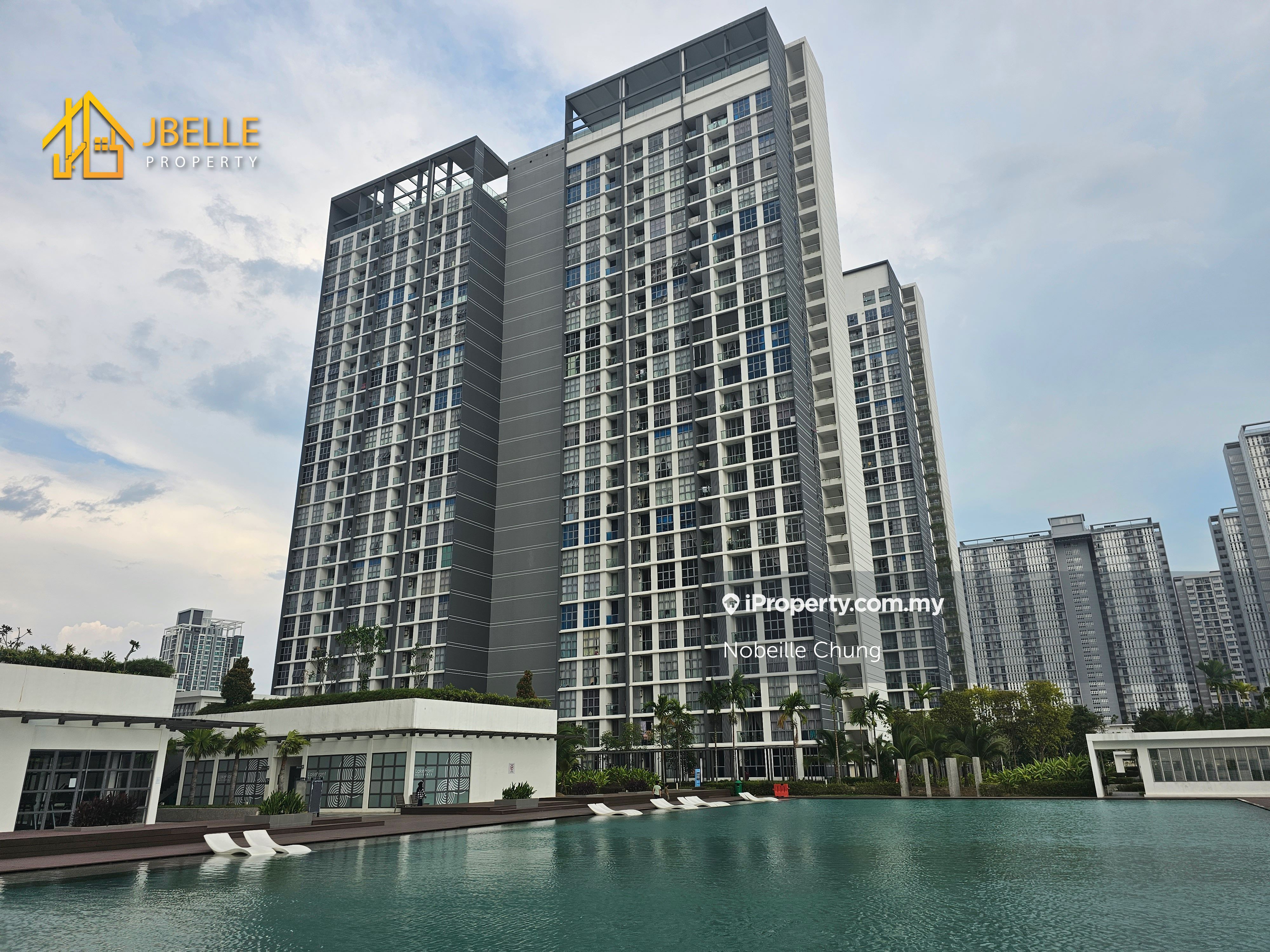 Lakefront Residence Intermediate Condominium 3 bedrooms for sale in