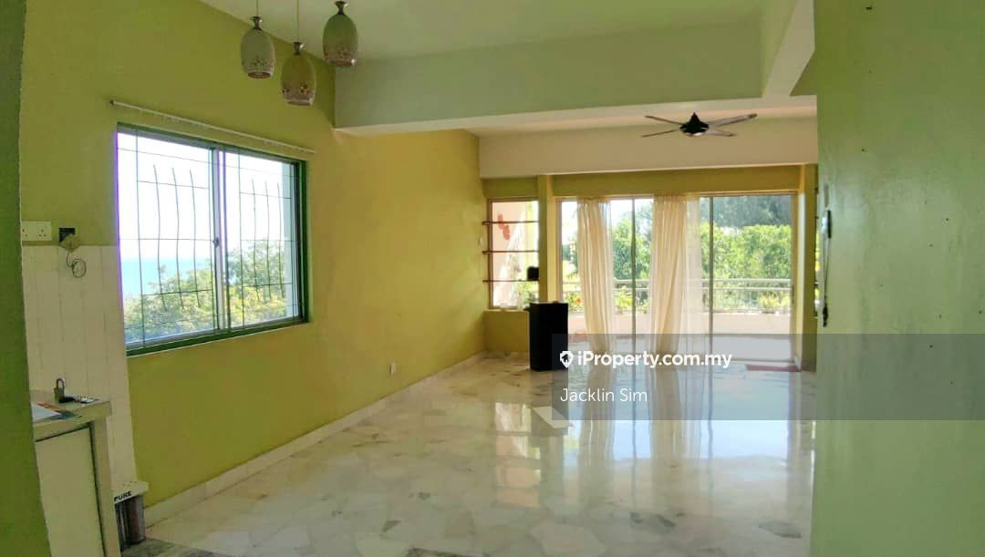 Aquarius Apartment Condominium 3 bedrooms for rent in Batu Ferringhi