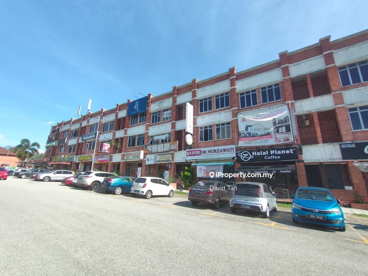 Shah Alam Alam Budiman Seksyen U10 Ground Floor Shop, Mainroad