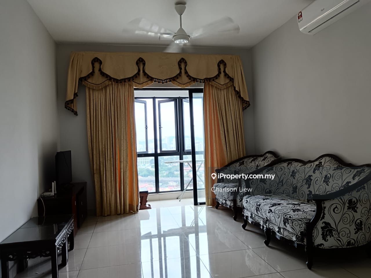 The Haute Gurney Corner lot Condominium 3 bedrooms for rent in Keramat