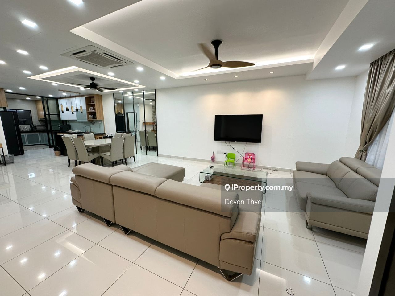 Rini Residence @ Mutiara Rini, Skudai Intermediate 2-sty Terrace/Link ...