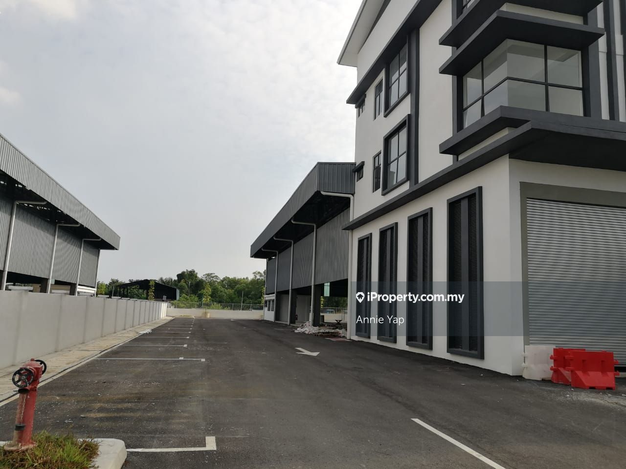 Semenyih Bandar Rinching 3storey Brand New Semi-D Factory For Sale ...