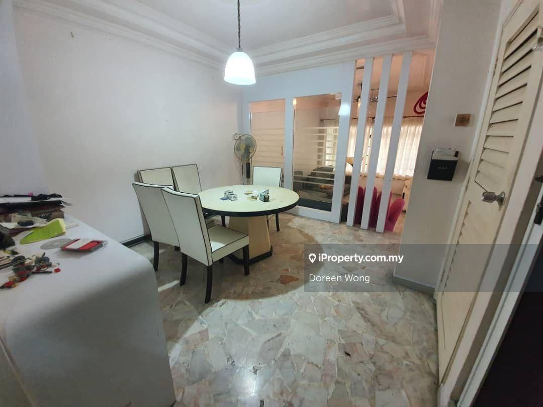 Taman Melodies house for Sales Town area, Johor Bahru Intermediate 2.