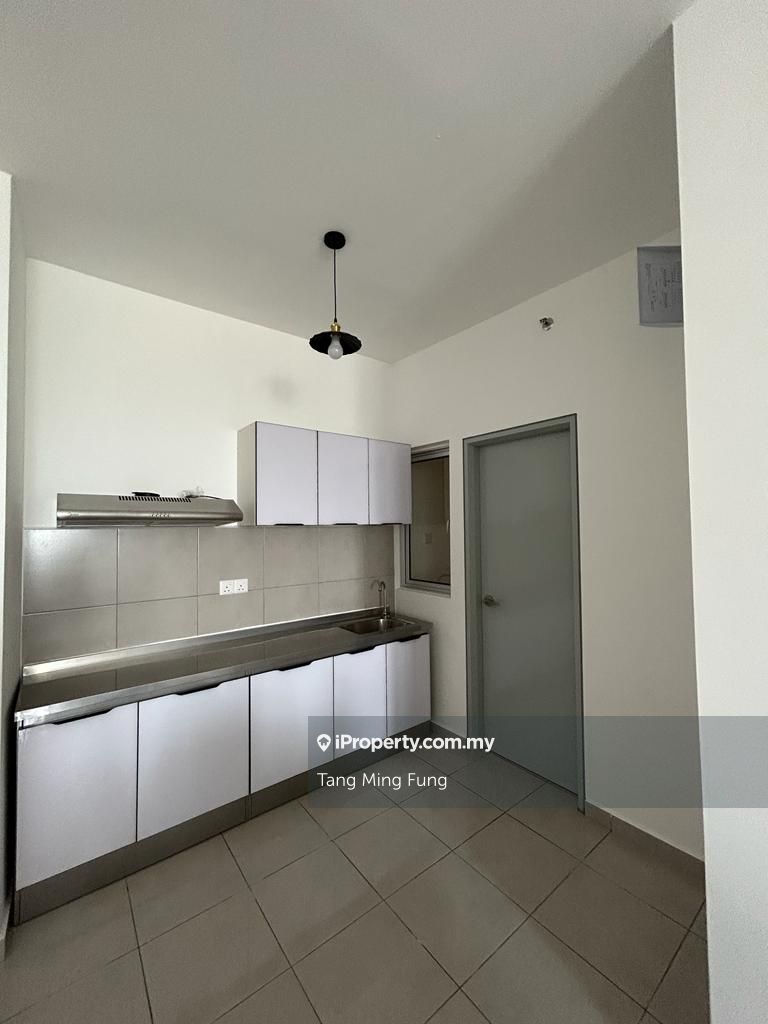 Tangerine Suites Apartment 2 bedrooms for rent in Dengkil, Selangor ...