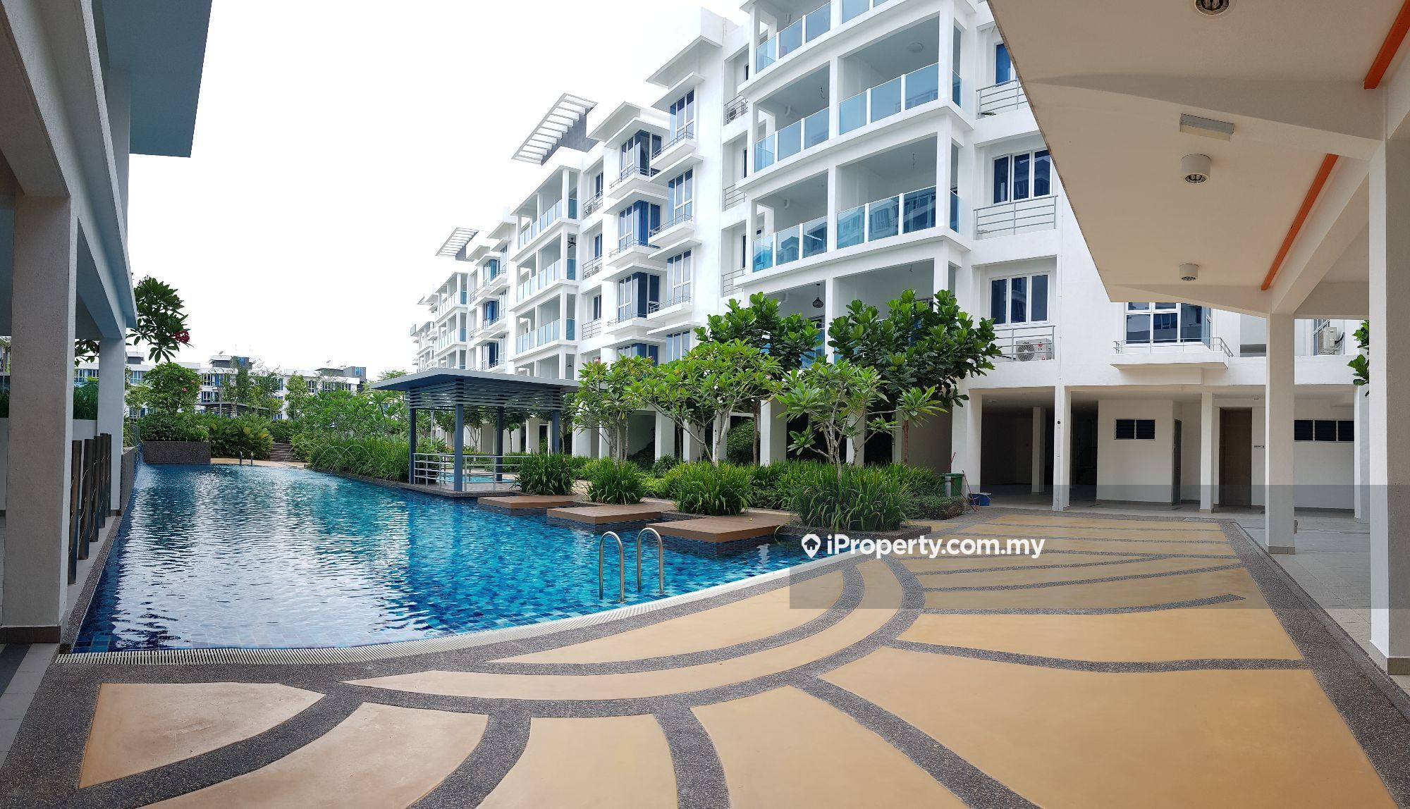 Putra 1 Corner Lot Apartment 3 Bedrooms For Sale In Bangi Selangor Iproperty Com My