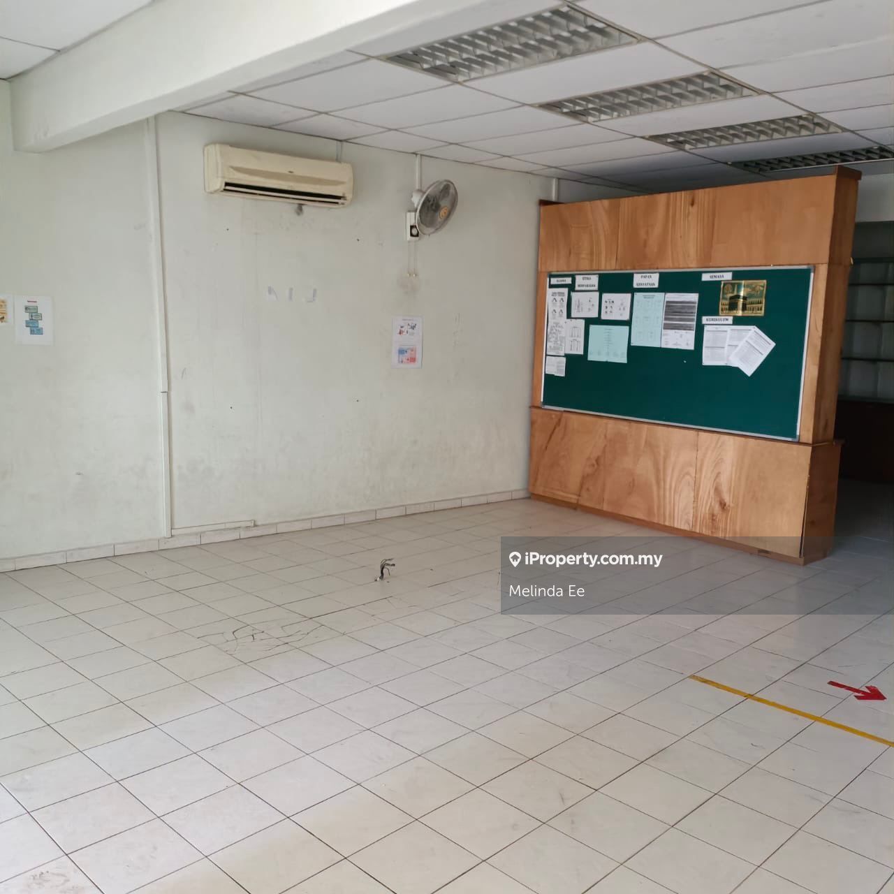 Taman Baiduri Renovated 2 Storey Shop Office GF, Johor Bahru