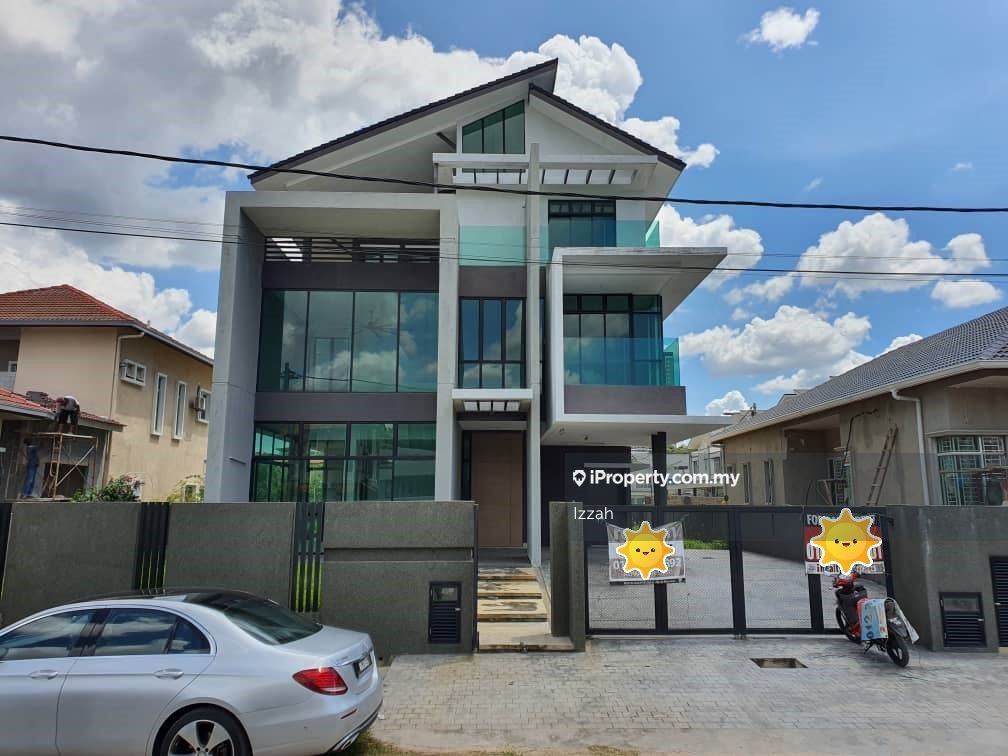 2 5 Storey Bungalow Taman Universiti Kajang Kajang 2 5 Sty Terrace Link House 7 Bedrooms For Sale Iproperty Com My