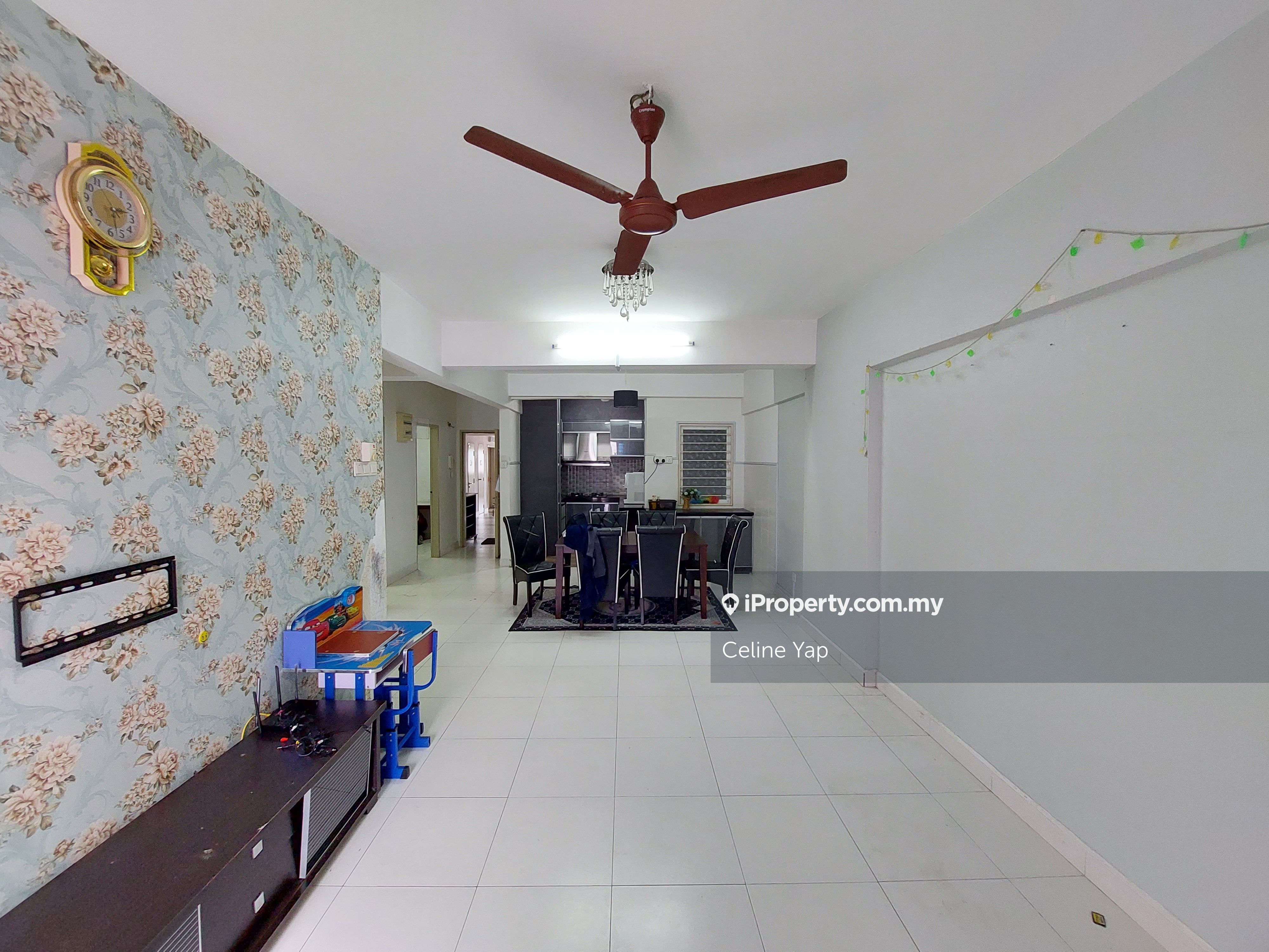 Casa Tropika, Puchong