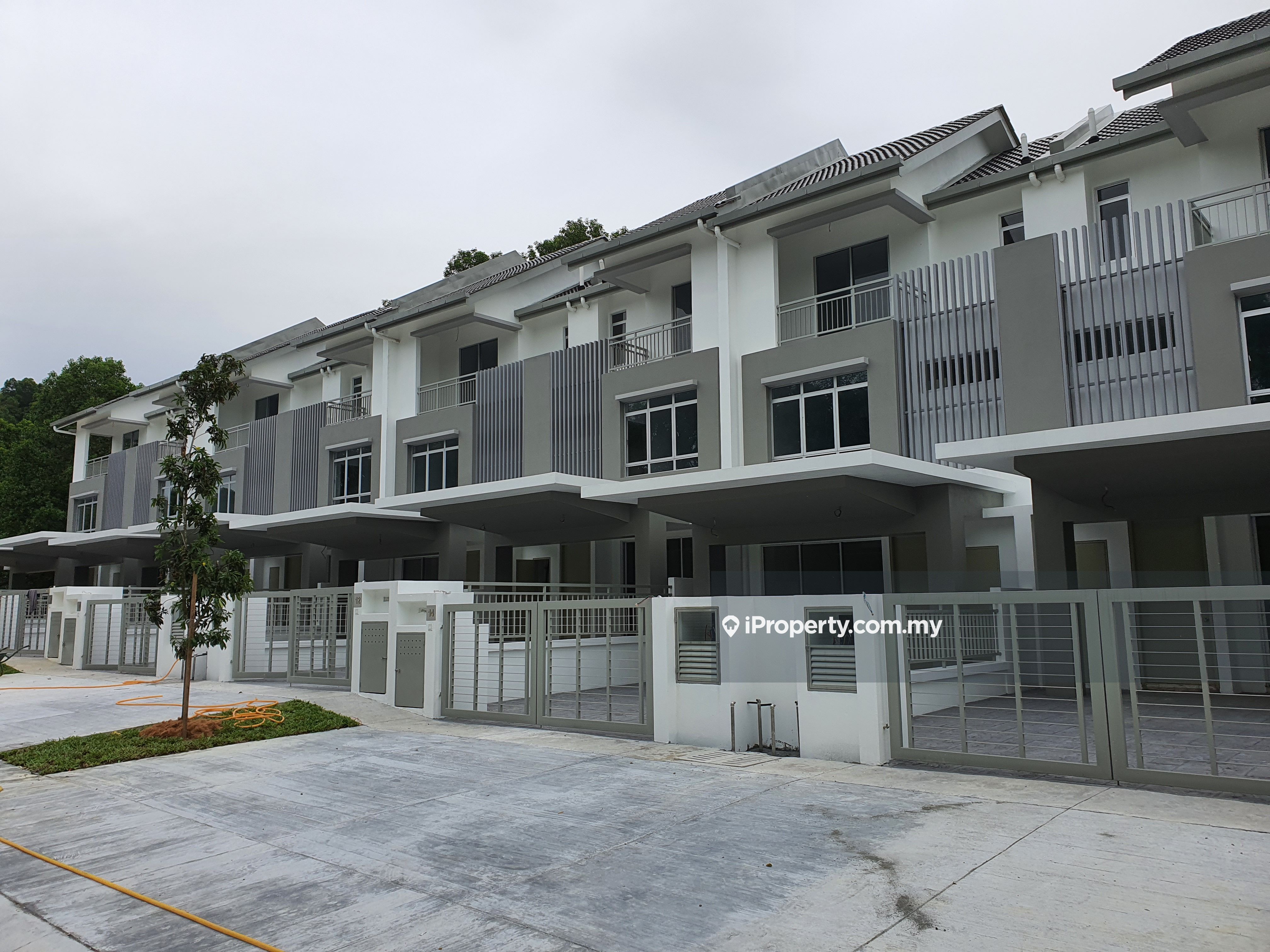 Completed 3sty Damansara North Kota Damansara Intermediate 3 Sty Terrace Link House 5 1 Bedrooms For Sale Iproperty Com My