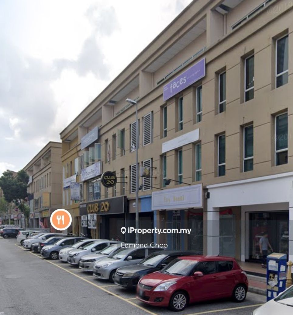 The strand kota damansara 3.5 sty shop for Sale, Kota Damansara Shop