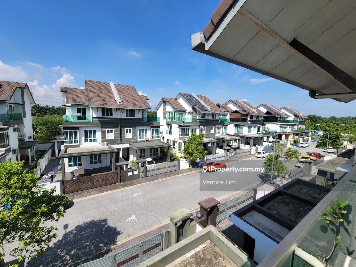 Alam Impian Tropika, Alam Impian Intermediate Semidetached House 7