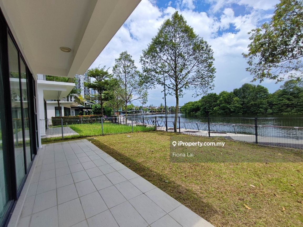Senibong Cove, Johor Bahru Intermediate Semidetached House 5 bedrooms