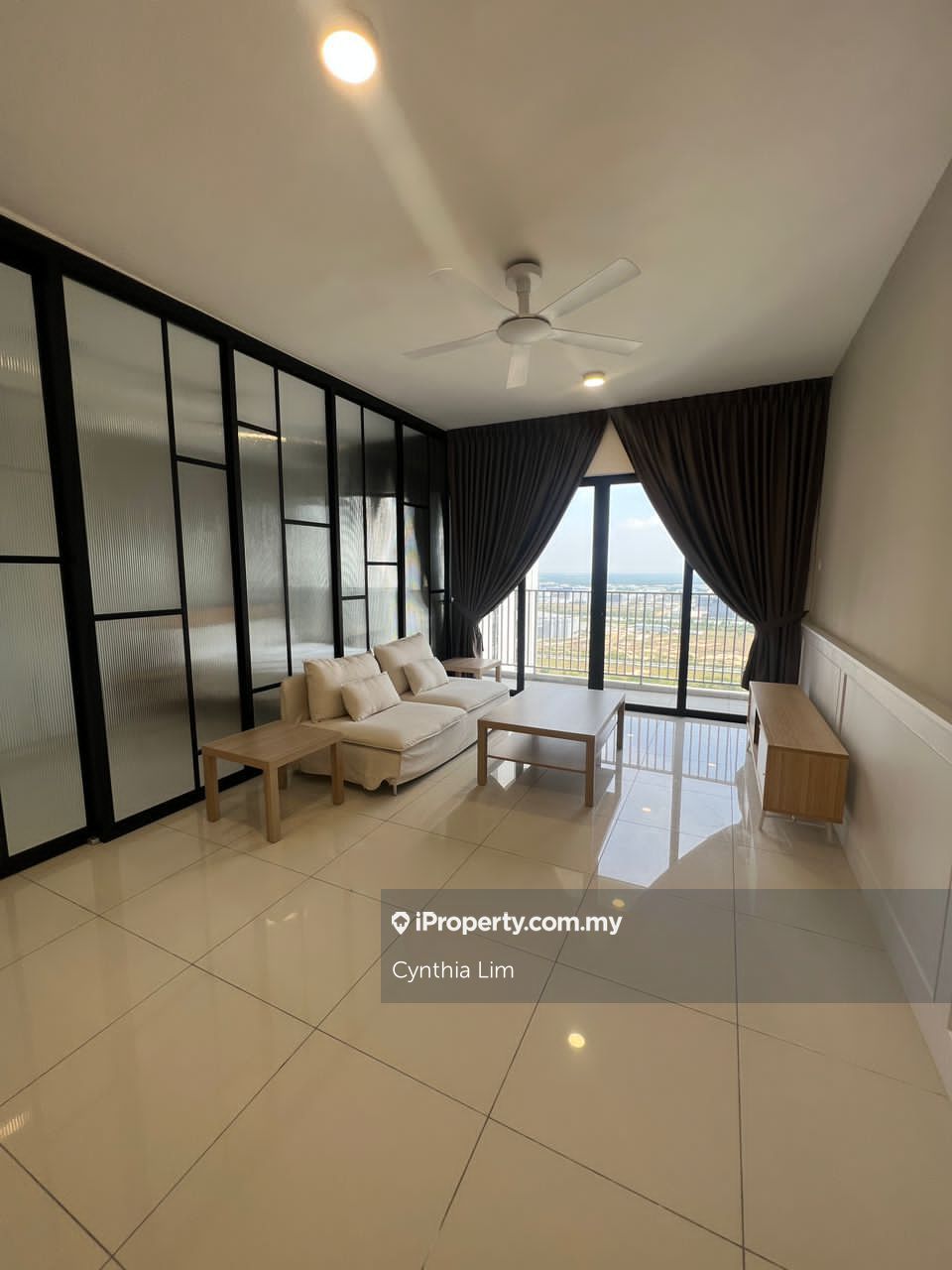 Vertu Resort Condominium For Rent In Batu Kawan, Penang | IProperty.com.my