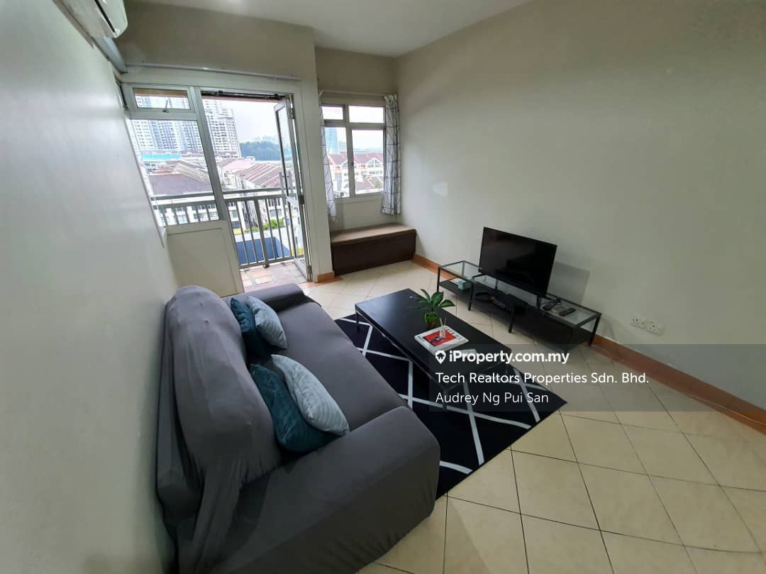 Perdana Exclusive, Damansara Perdana