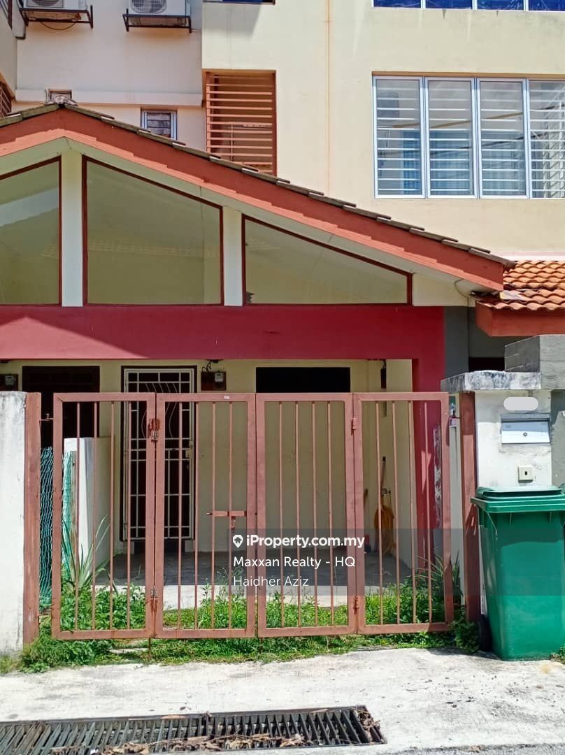 Persiaran Amansiara Selayang Selayang Townhouse 3 Bedrooms For Sale Iproperty Com My