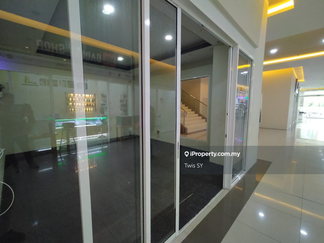 South City Plaza, Serdang, Seri Kembangan Shop for rent