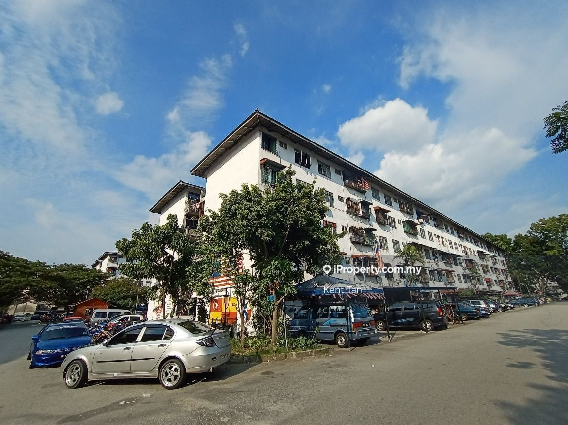 Taman Puchong Perdana Flat 3 bedrooms for rent in Puchong, Selangor