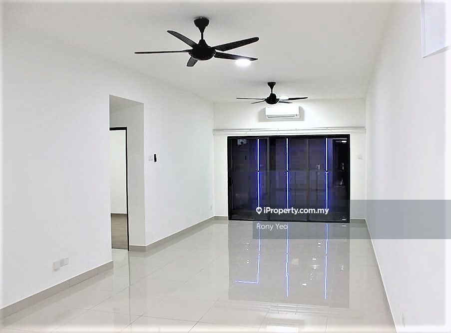 Landmark Residence Serviced Residence 3 bedrooms for sale in Bandar