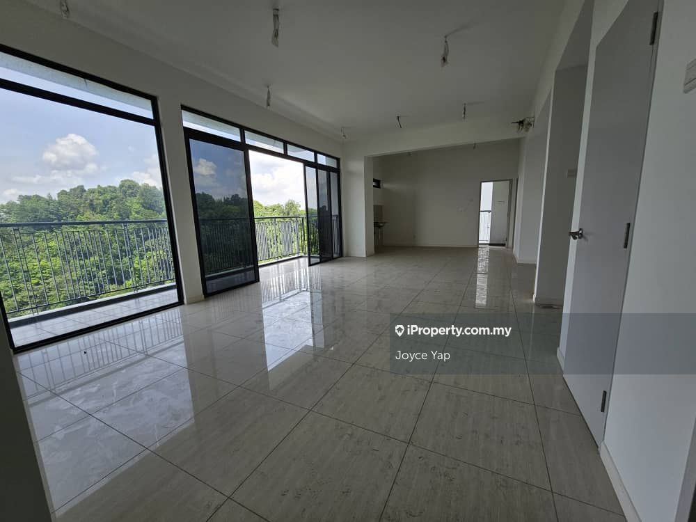 Inwood Residences Corner lot Condominium 4+1 bedrooms for sale in