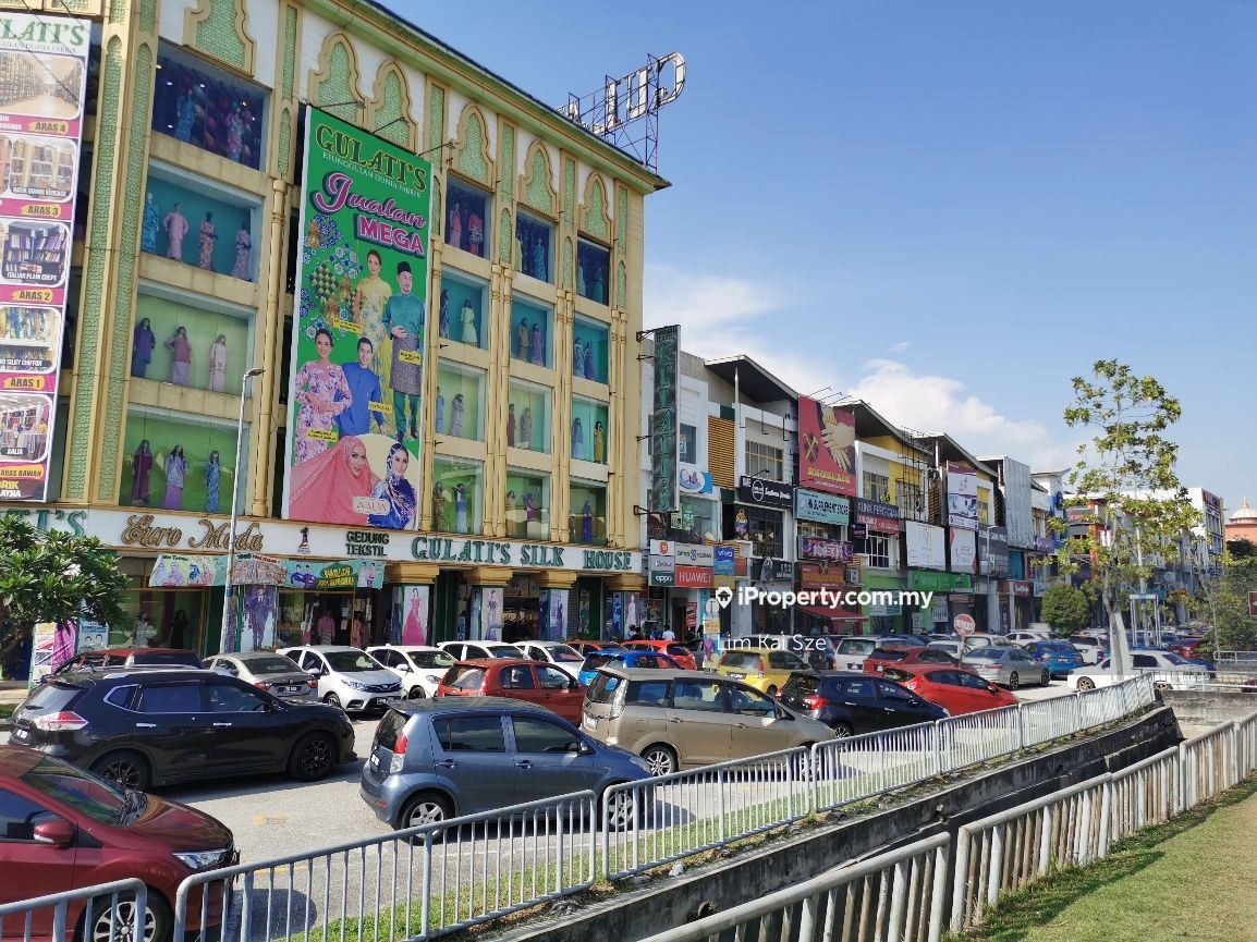 Pusat Komersial Seksyen 7, Seksyen 7, Shah Alam Intermediate Shop for