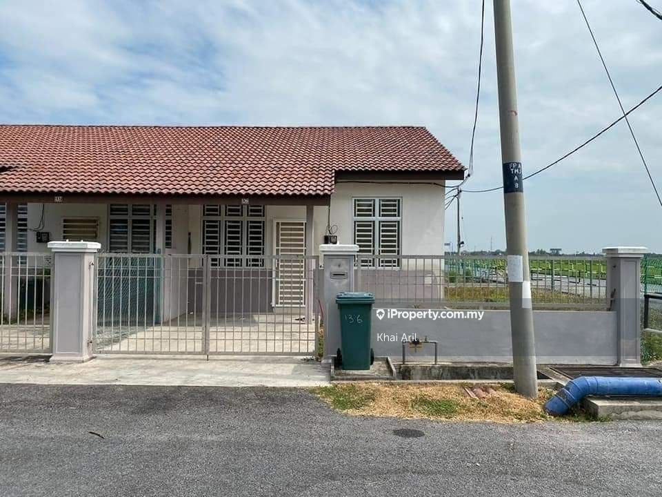 Kuala Kedah Intermediate 1 Sty Terrace Link House 3 Bedrooms For Sale Iproperty Com My