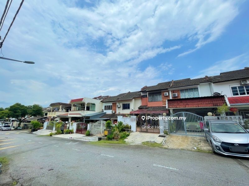 Taman Universiti Indah Seri Kembangan, Seri Kembangan End lot 2-sty ...