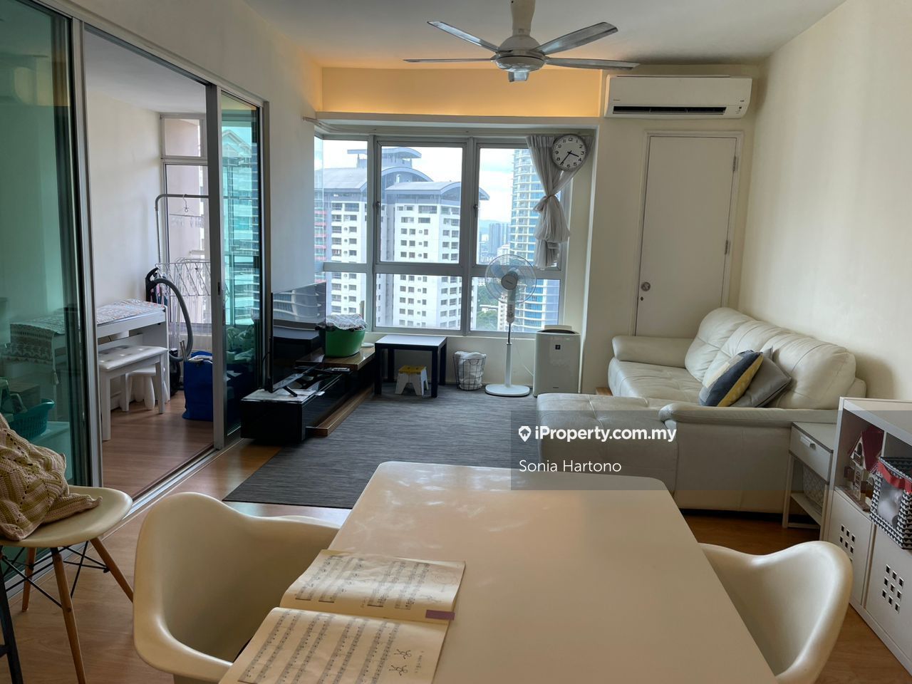 i-Zen @ Kiara 1 Serviced Residence 2 bedrooms for rent in Mont Kiara ...