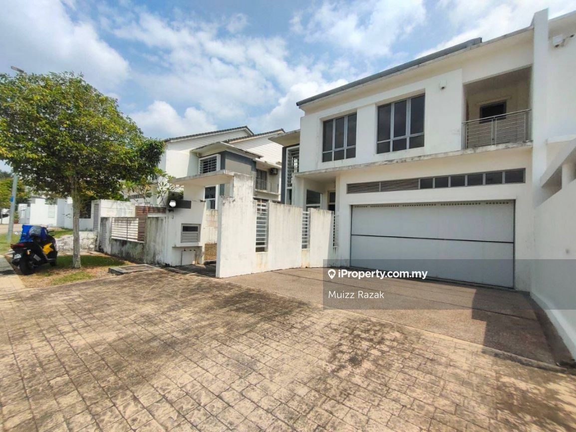 Willow Park, Shah Alam Semidetached House 5 bedrooms for sale