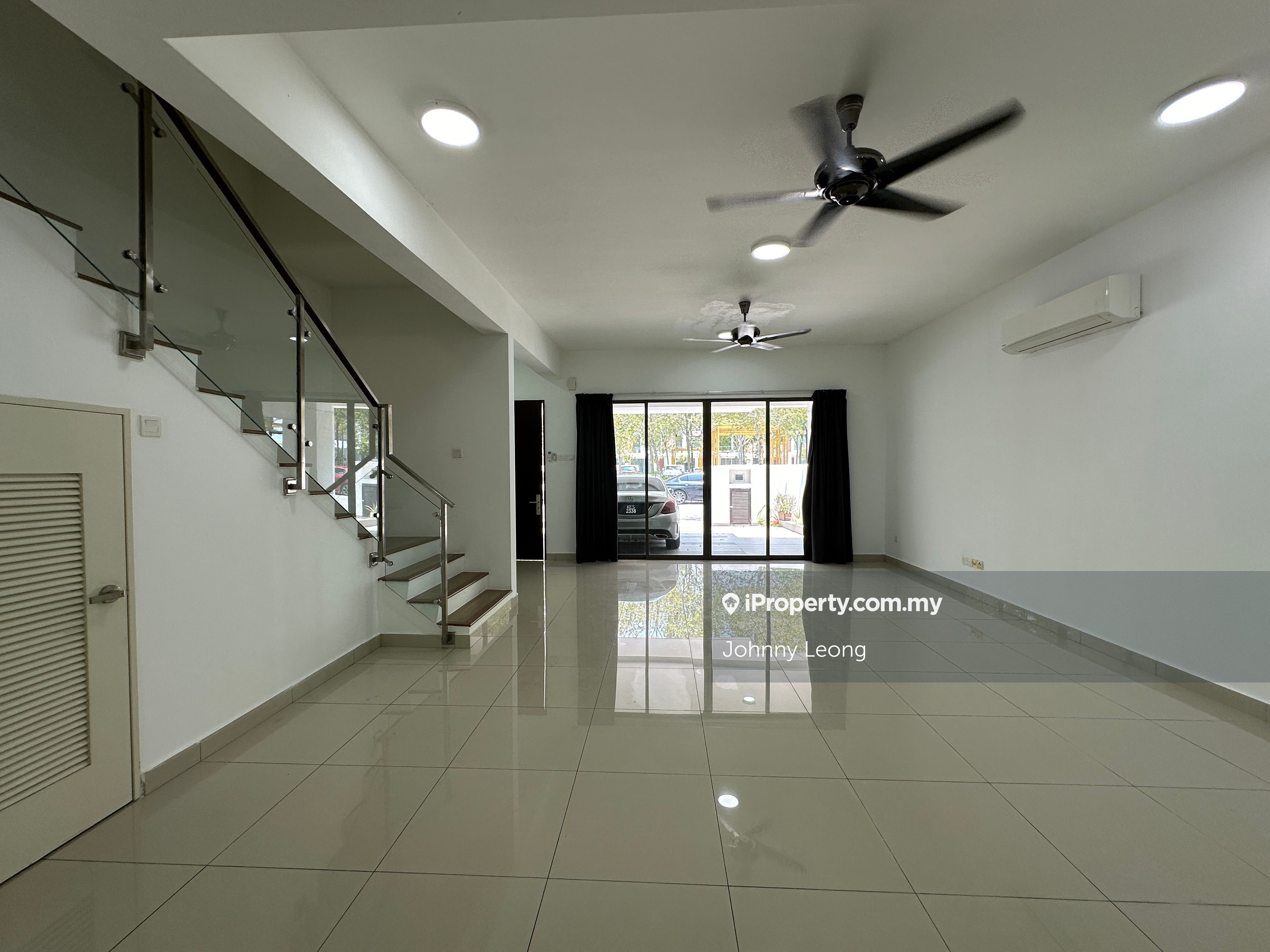 Lake Point Residence, Cyberjaya Intermediate 3sty Terrace/Link House 5