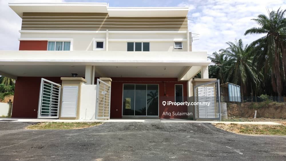 Double Storey Taman Bakti YNS, Labu