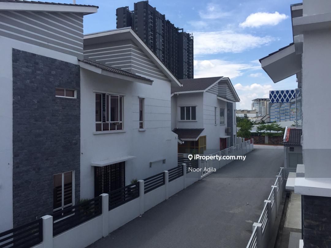 Arabella D'Kayangan , Shah Alam 2sty Terrace/Link House 5 bedrooms for