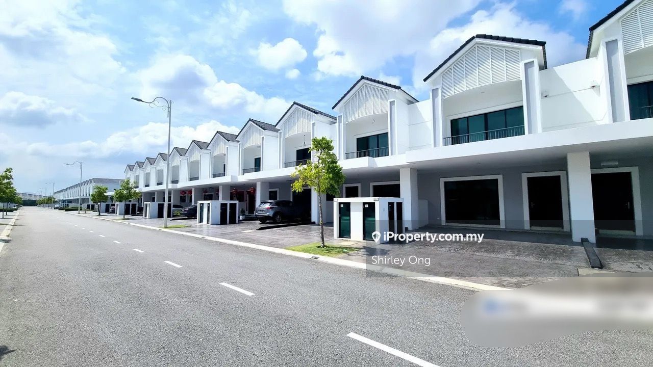 Batu Kawan 2-sty Terrace/Link House 4 bedrooms for rent | iProperty.com.my