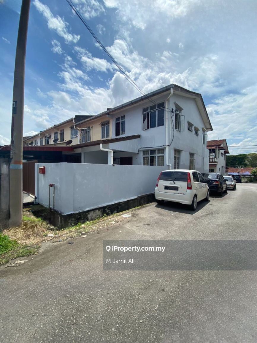 Seremban Jaya, Seremban End lot 2sty Terrace/Link House 3 bedrooms for