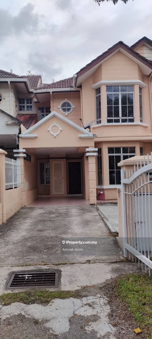 Seksyen 13, Shah Alam Intermediate 2-sty Terrace/Link House 4 bedrooms ...